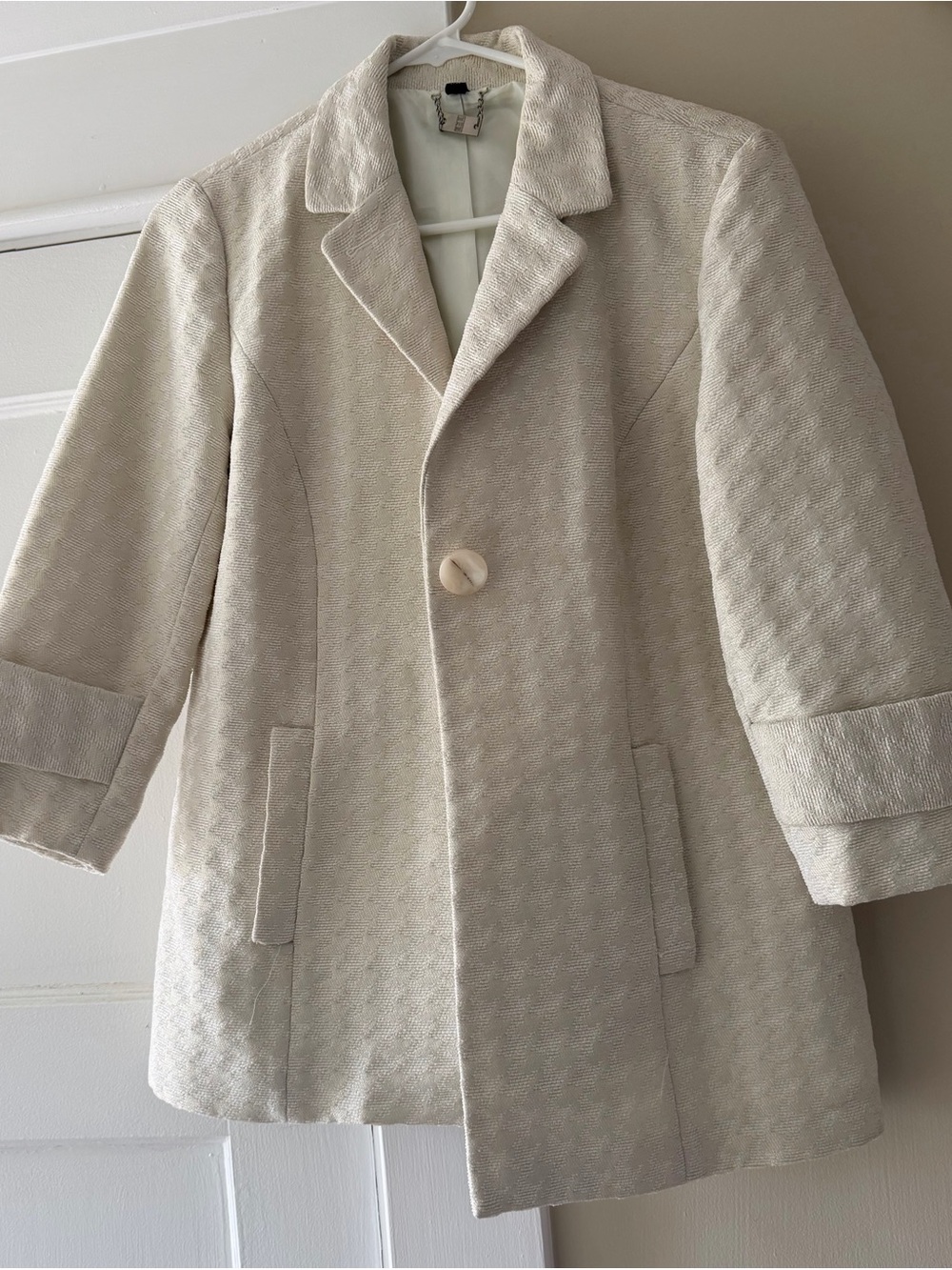 Cream Textured Single-Button Blazer Jacket